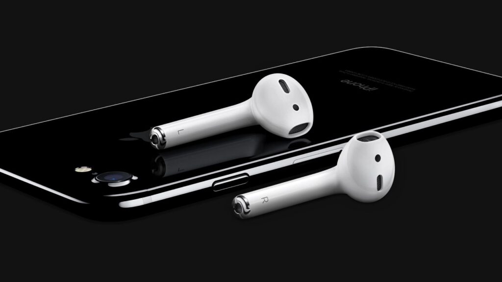 AirPods Microphone Not Working? Here’s How to Fix It