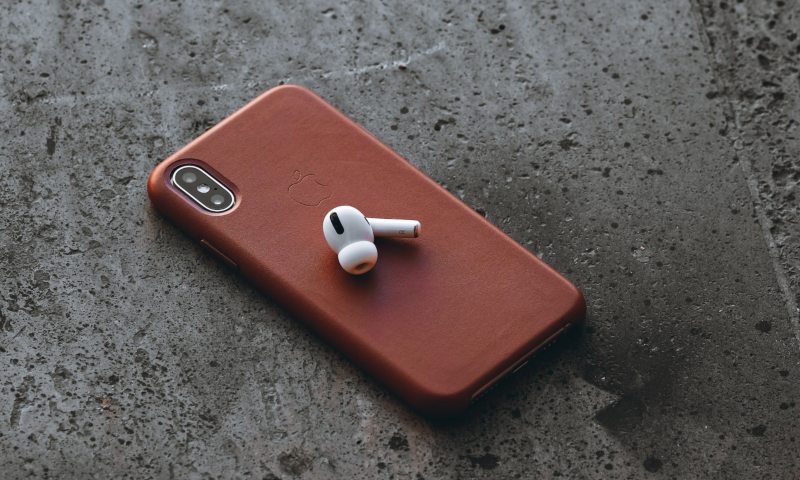 Connecting AirPods with Android Phone