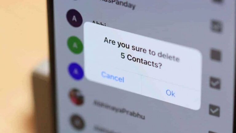 What are the ways to delete multiple contacts on iphone?