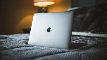 How to Clear Hard Drive Space on a Mac How to Clear Hard Drive Space on Mac - Complete Guide