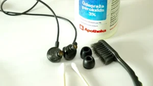 How to Clean Earbuds and Headphones Without Any Damage How to Clean Earbuds & Headphones