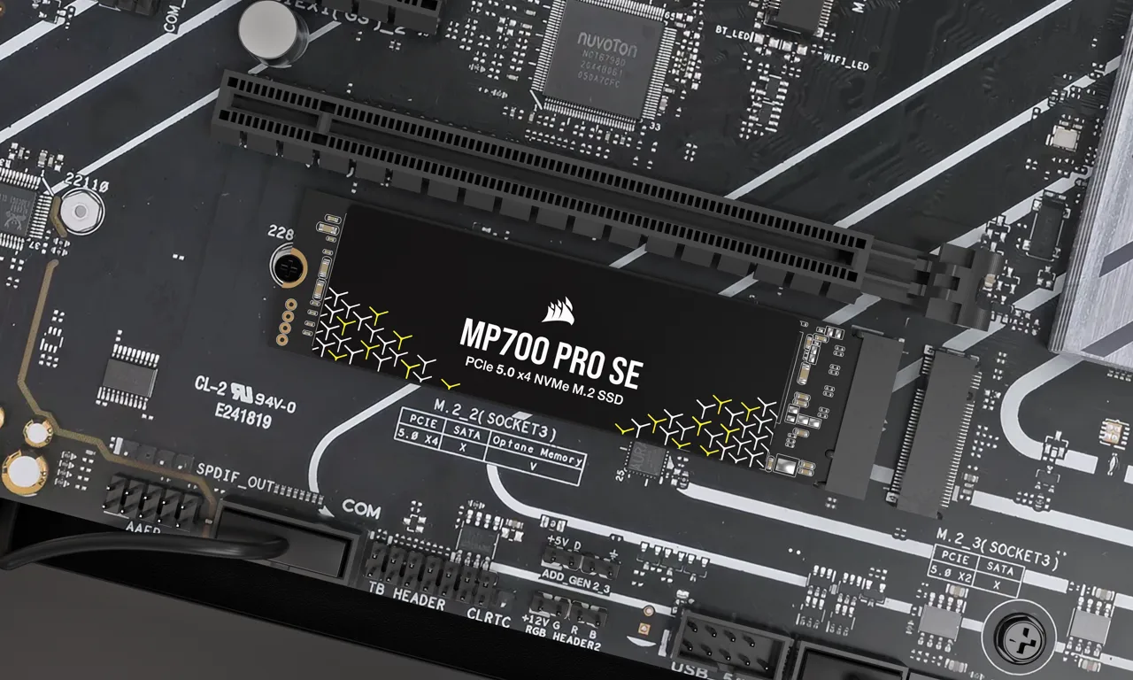Corsair MP700 Pro SE in the motherboard.