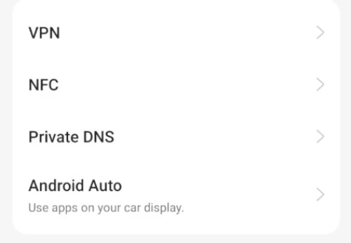 Private DNS menu on Android phone