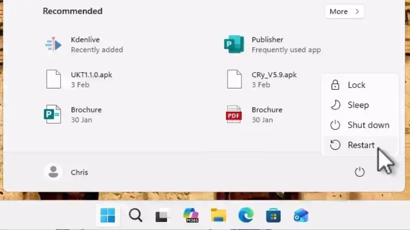 Windows 11 PC Restart screen.